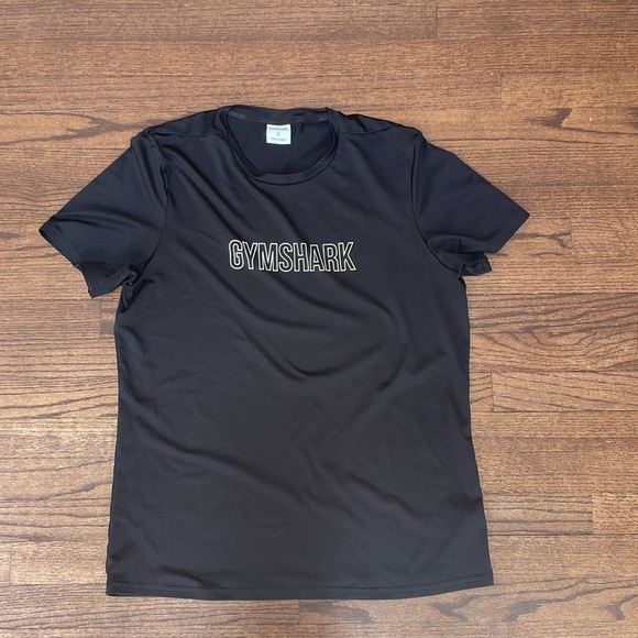 Gymshark tee - Picture 3 of 3